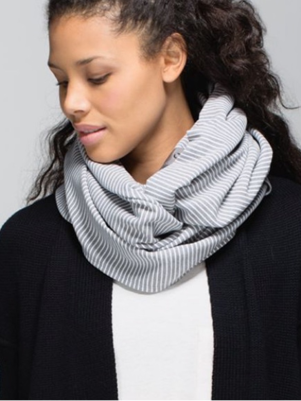 Lululemon Vinyasa Rulu Scarf in Hyper Stripe Heathered Slate Ghost Reversible